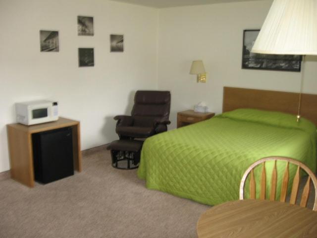 Little Bear Motel Грийн Ривър Екстериор снимка