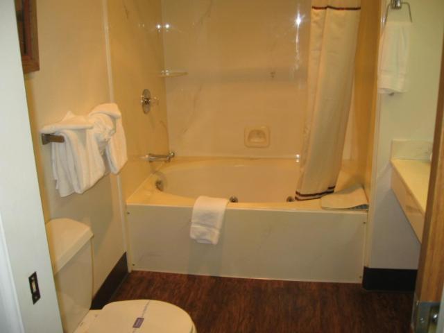 Little Bear Motel Грийн Ривър Екстериор снимка